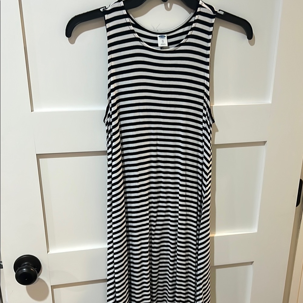 EUC Old Navy swing dress